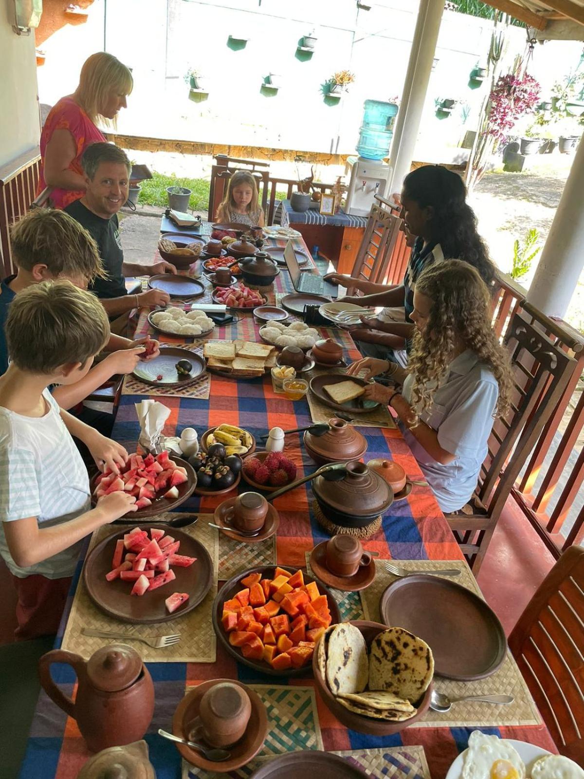 Kandy Food Lovers Home Stay By Ags Zewnętrze zdjęcie